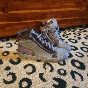 Lauren Lorraine Sneakers in Glittery Silver and Shiny Metallic